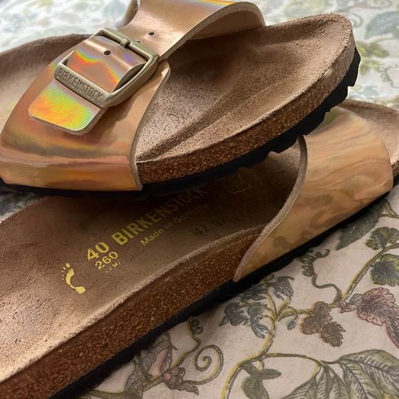 EUC J Crew x Birkenstock one strap sandal in prismatic rose gold, size EU 40 - Picture 3 of 7